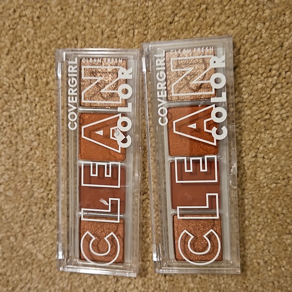Covergirl clean eyeshadow quad.